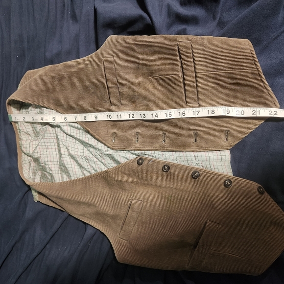 Vintage Corduroy vest - Picture 2 of 5